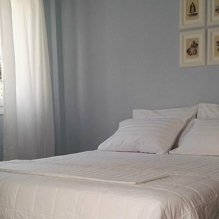 Paris Spacious Beach Apartment Лоутраки Экстерьер фото