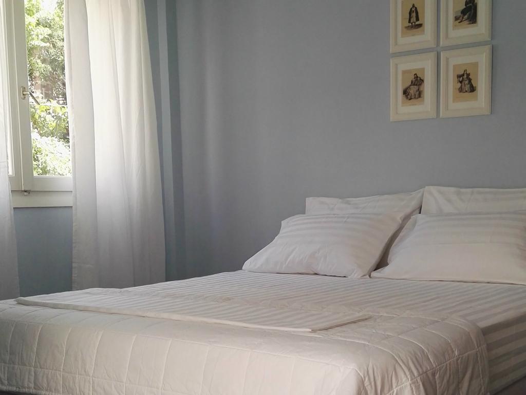 Paris Spacious Beach Apartment Лоутраки Экстерьер фото