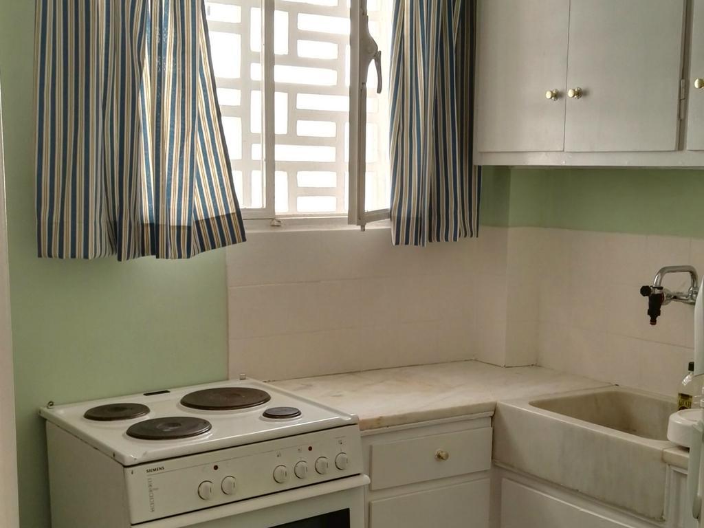 Paris Spacious Beach Apartment Лоутраки Экстерьер фото